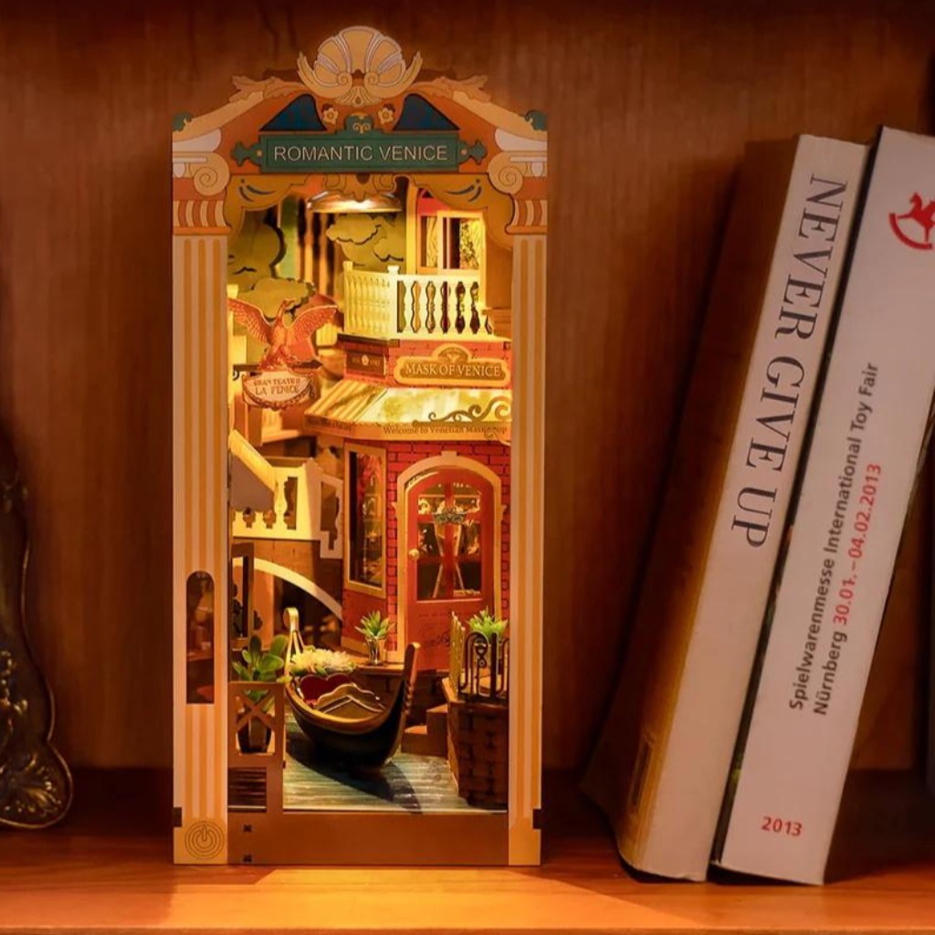 Romantyczna Wenecja | Book Nook | ROBOTIME